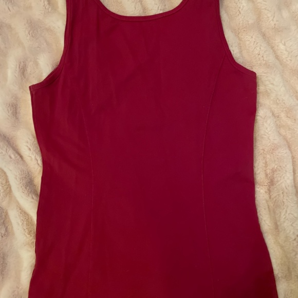 Bench work out tank. Worn once   Didn’t like the workout part 😂 - Picture 3 of 4